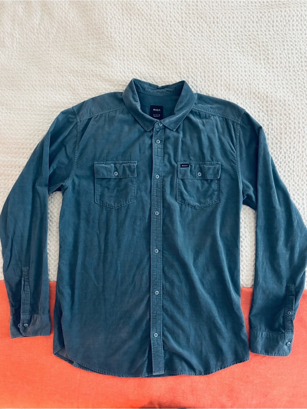 RVCA Freeman Corduroy Super soft Long Sleeve Button Down Blue Shirt like new